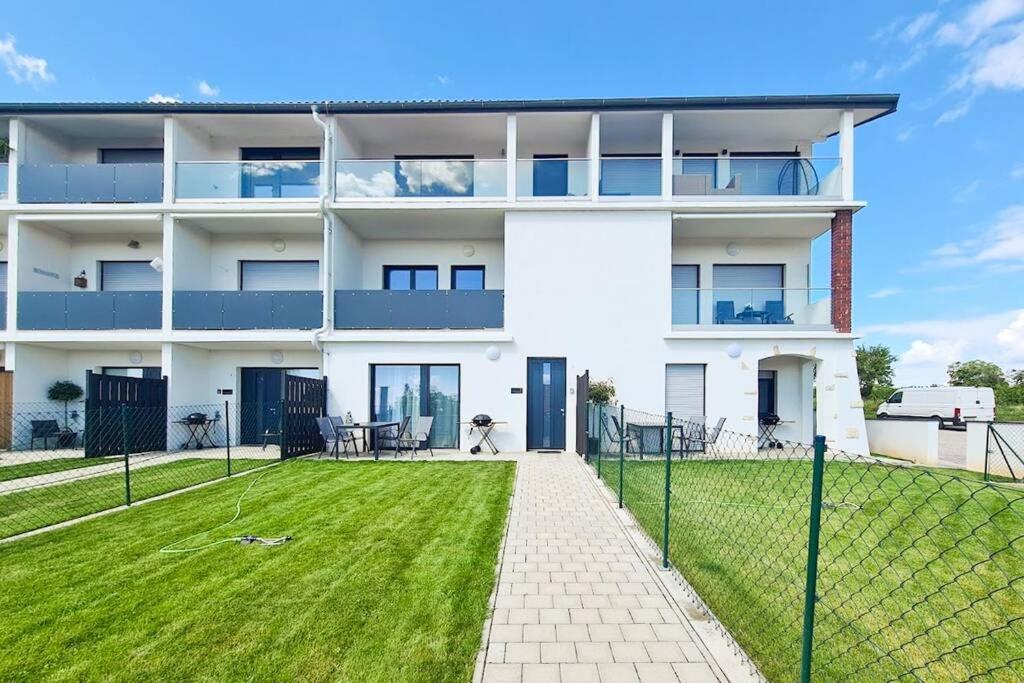 Family Suite Mörbisch am See Dış mekan fotoğraf